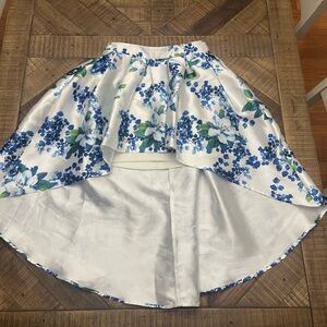 Elegant Floral High-Low Skirt in Blue and White